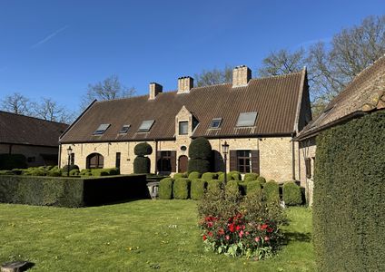 Buitengewoon huis te huur in Edegem
