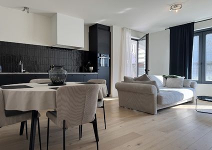 Gelijkvloerse verdieping te huur in Berchem