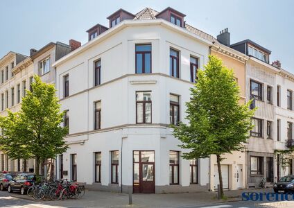Gelijkvloerse verdieping te koop in Antwerpen