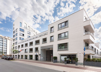 Gesloten garagebox te koop in Berchem