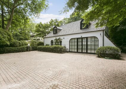 Villa te koop in Aartselaar