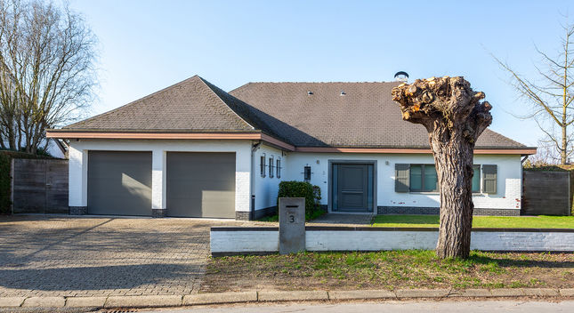 Villa te koop in Aartselaar