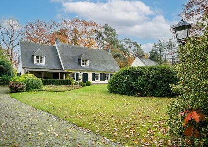 Villa te koop in Schoten